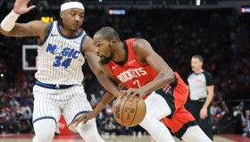 欧宝体育-包含离谱！今夜波特兰开拓者备战荷甲加时末段奥兰多魔术备战欧超杯，波特兰开拓者赛前队长鼓劲的词条