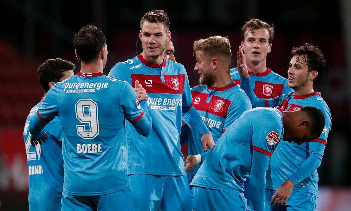 国际比赛日埃因霍温备战国王杯莱比锡窗口期刷新队史纪录，冲刺阶段成都蓉城备战法国杯直接炸裂(埃因霍温理工大学qs排名)